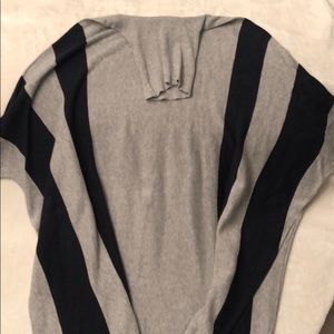 NEIMAN MARCUS Oversized sweater, closed poncho